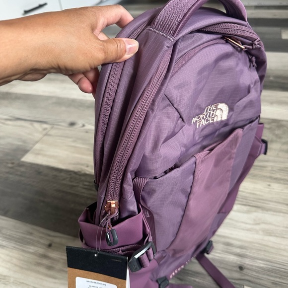 north face backpack gold and black The Borealis Summit / TNF Its stand North Face Backpacks For Logo:Terex sizescale:100